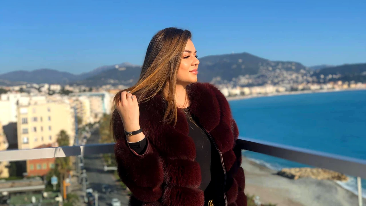 FOTO. Arbitra superbă care a cucerit Franța are origini românești. Cum arată frumoasa Bianca Giuran