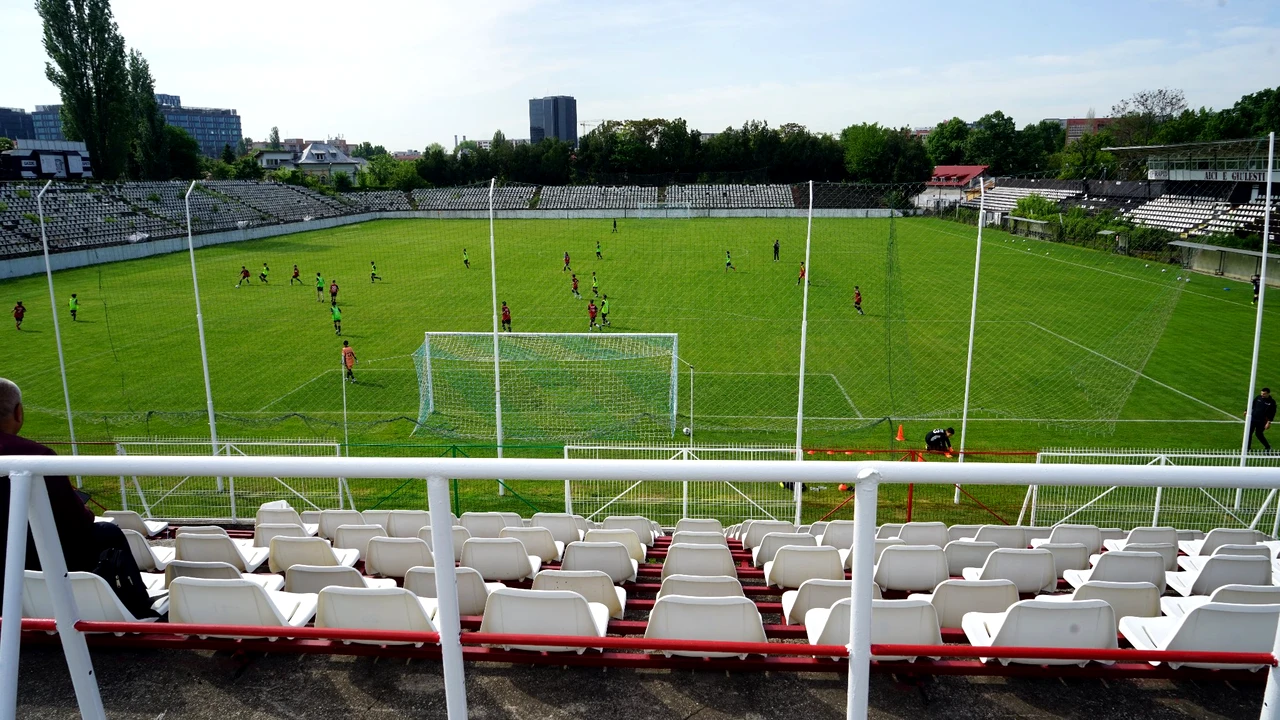VIDEO EXCLUSIV O academie de fotbal a apărut în casa Sportului Studențesc: „Cheltuim lunar 1000 € pentru fiecare copil”