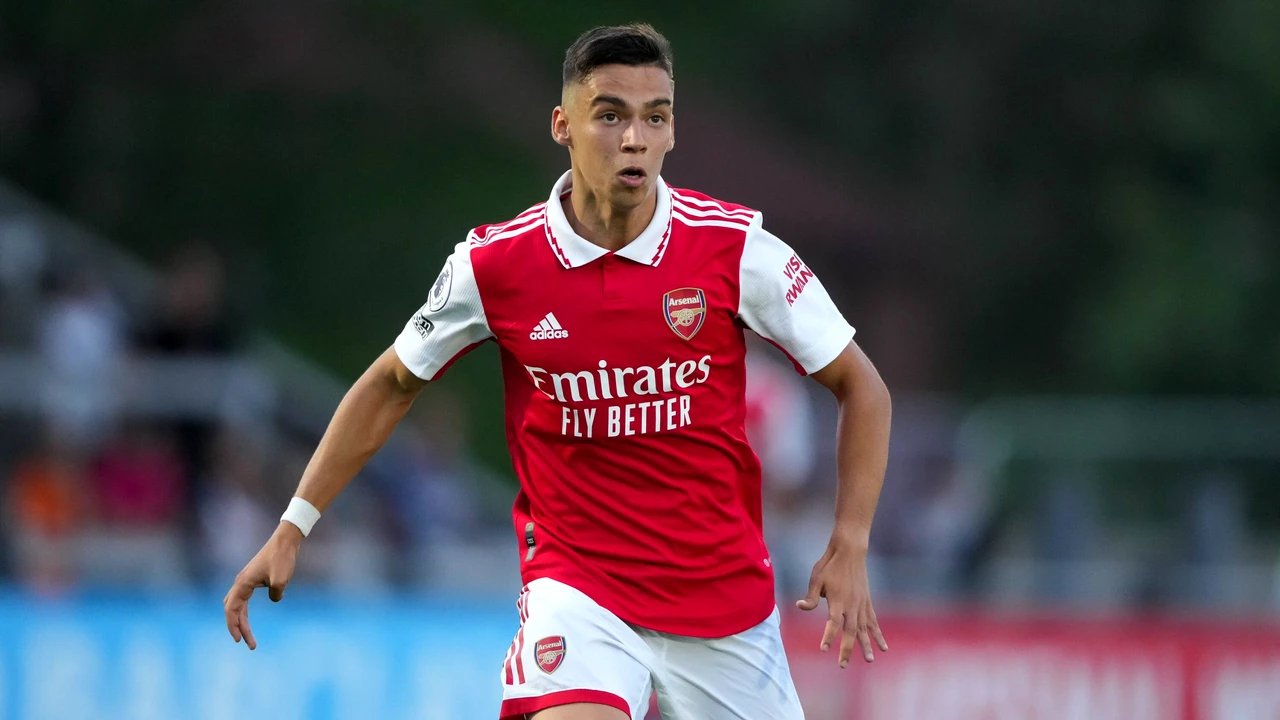 Cătălin Cîrjan s-a întors pe teren după 480 de zile. Arsenal, mesaj special pentru marea speranță a României