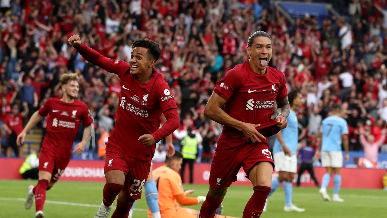 Liverpool a câștigat primul trofeu al sezonului! Starul Darwin Nunez, debut cu gol împotriva lui Manchester City