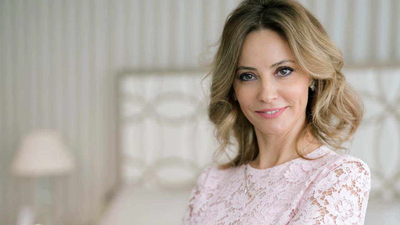 Galerie foto de colecție cu soția lui Dan Șucu. Cum arăta pe vremea când era prezentatoare. Diana făcea furori în televiziune