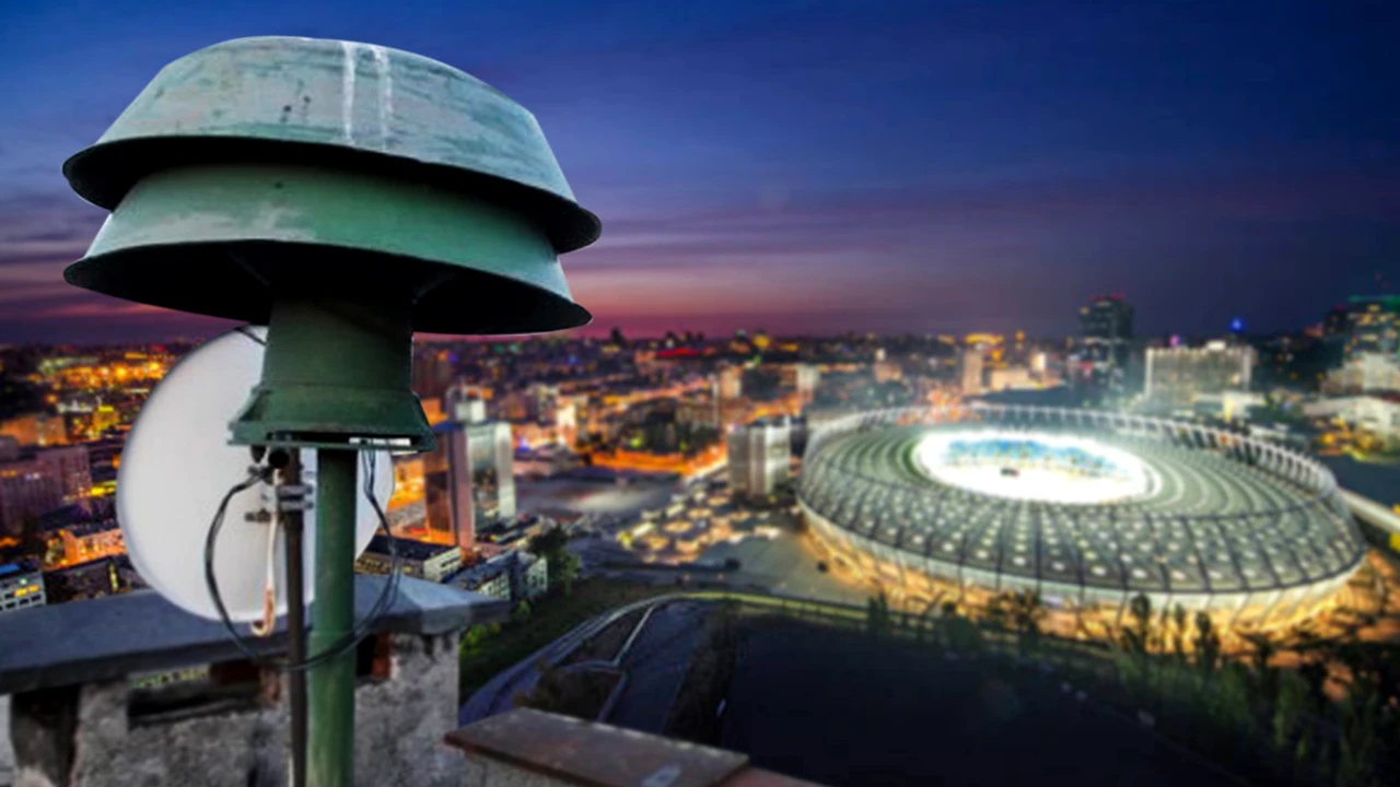 VIDEO Fotbalul s-a reluat în Ucraina, dar meciul a și fost oprit din cauza unei alarme aeriene