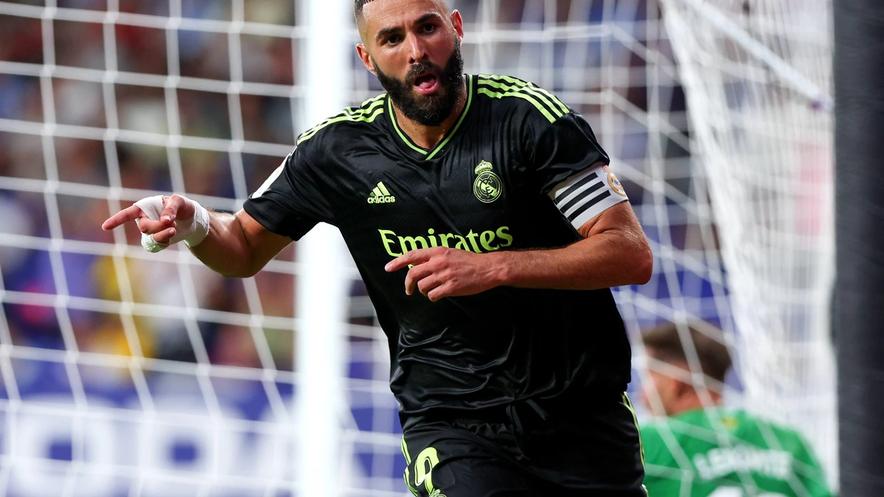 Benzema este de neoprit și în acest sezon. Francezul a marcat o ”dublă” cu Espanyol și a adus o nouă victorie pentru Real Madrid