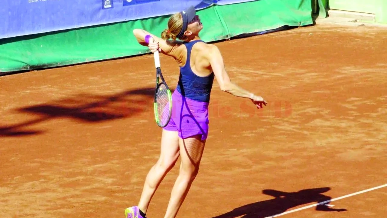 A fost bătută de Simona Halep, dar acum s-a apropiat de Ion Țiriac. Cine este blonda care s-a ocupat de organizarea turneului de la București