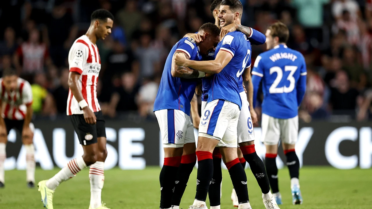 Ce lovitură pentru România. Tătărușanu și Ianis Hagi, excluși de Milan și Rangers de pe lista pentru Liga Campionilor