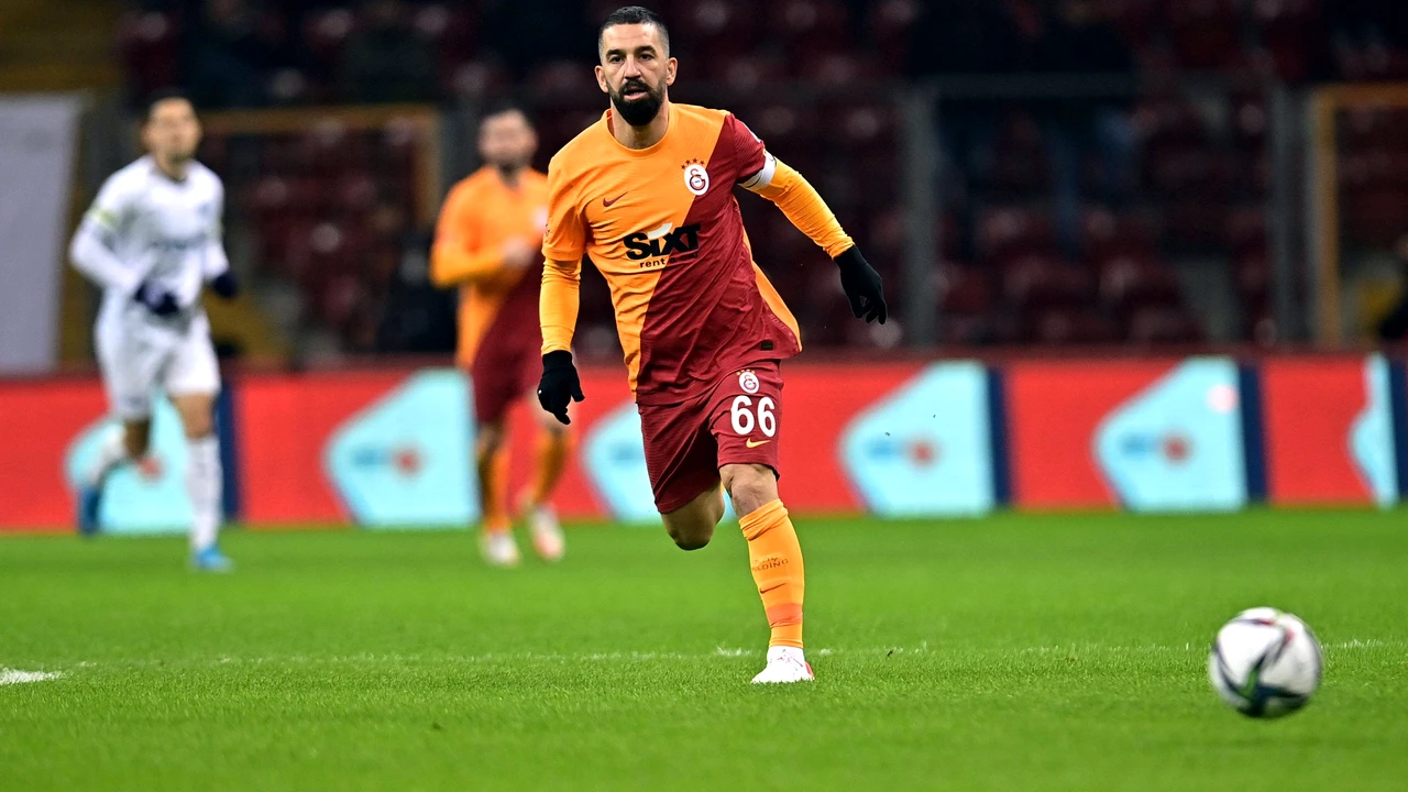 Băiatul crescut de Gică Hagi a renunțat. Final de drum pentru unul dintre cei mai talentați fotbaliști din istoria Turciei