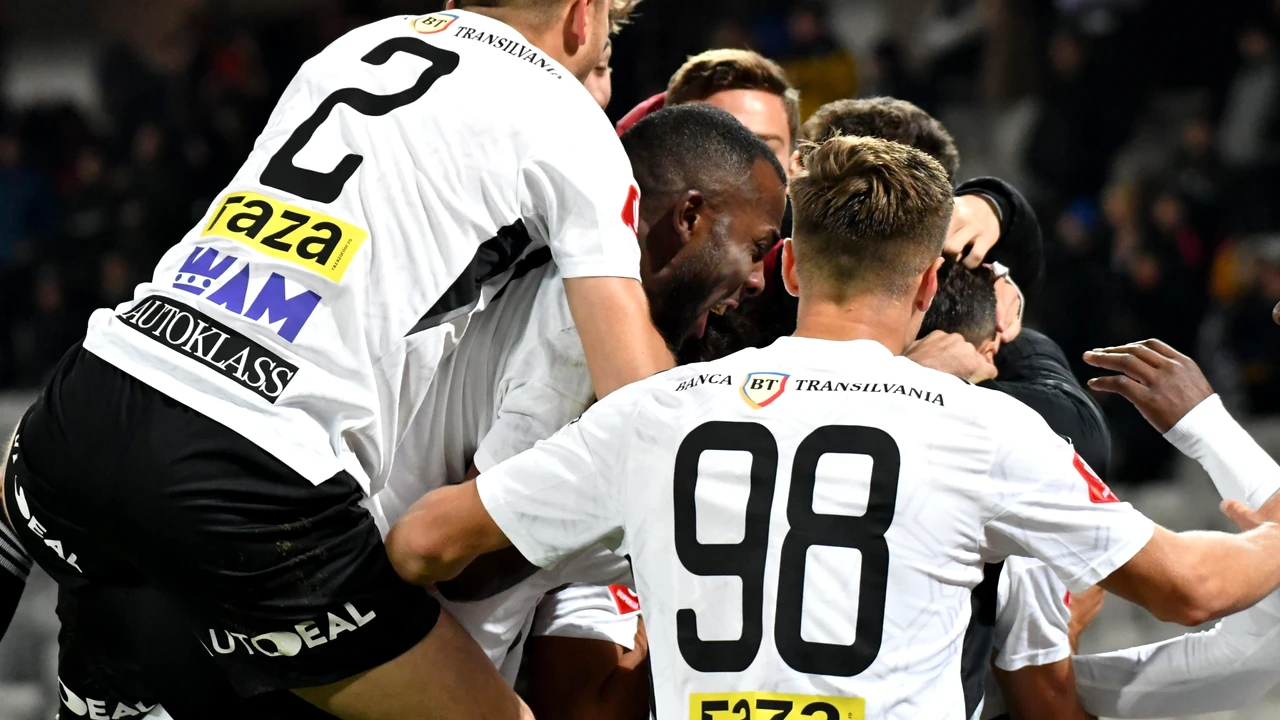 Vine iureșul la Cluj după ultima etapă din 2022. 9 jucători sunt pe lista neagră a antrenorului