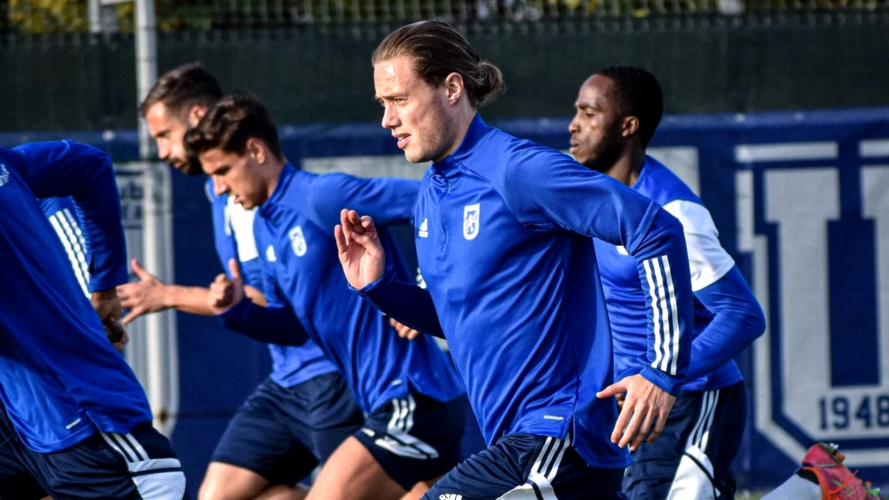 Adrian Mititelu, noi detalii despre viitorul antrenor de la FCU Craiova: „90% va fi străin”. Ce a spus despre varianta Walter Zenga