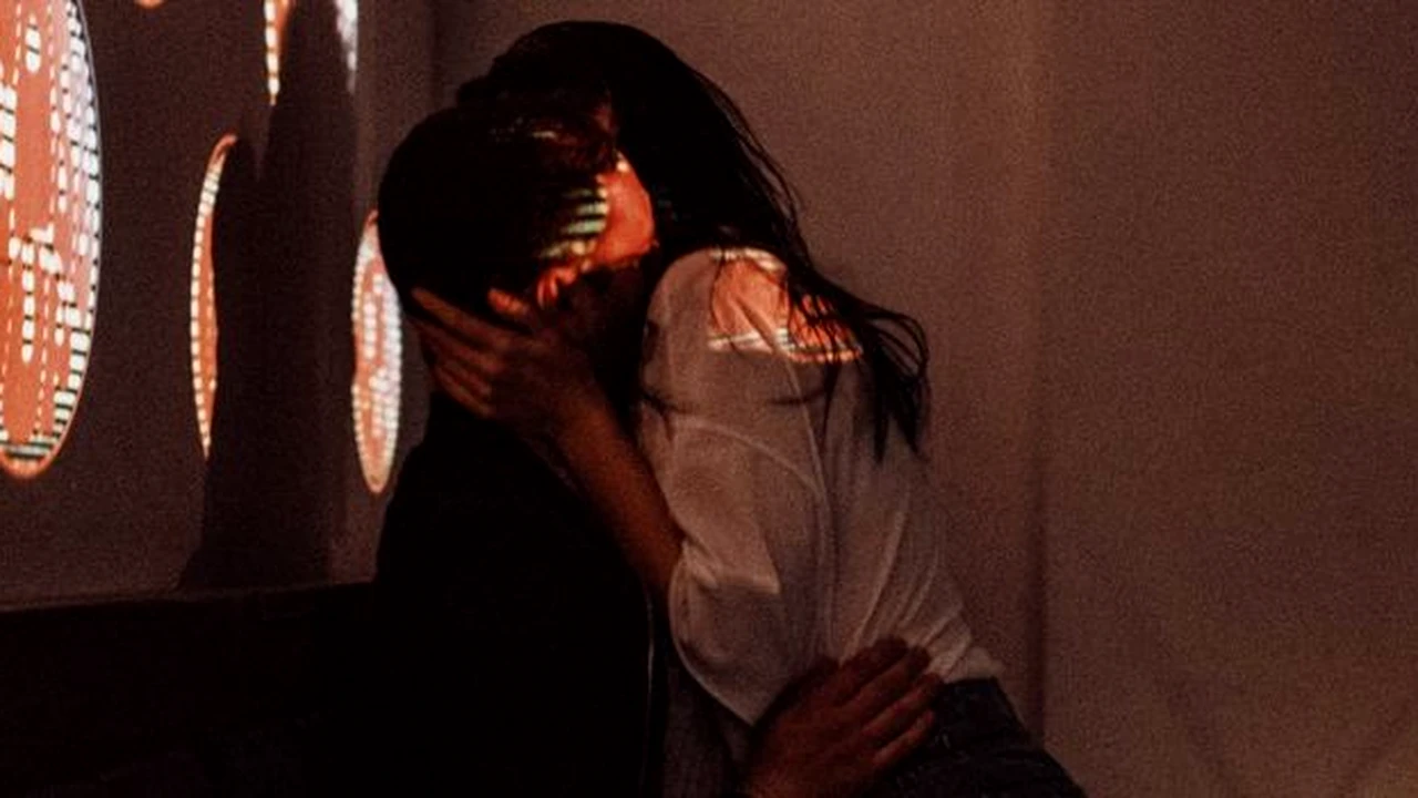 Cutremur în fotbal. Amanta a rupt tăcerea și a oferit detalii picante despre relația tulburătoare avută cu fotbalistul