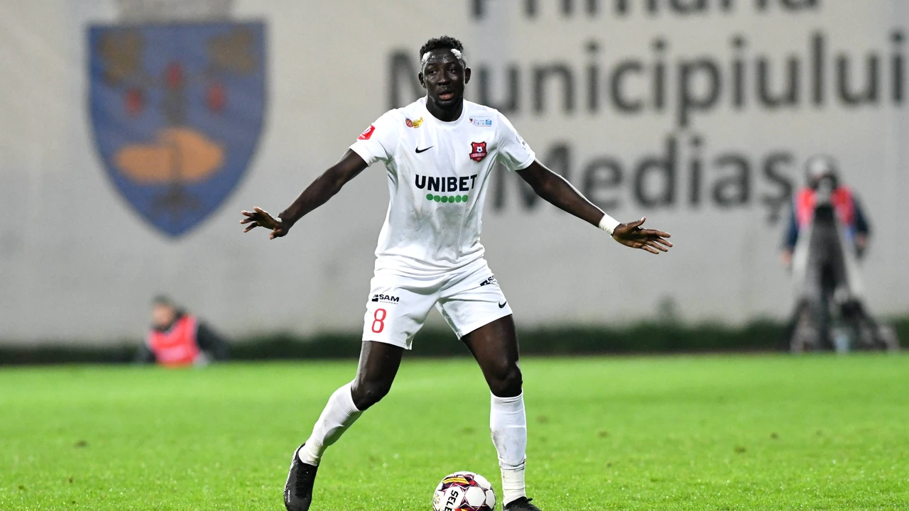 Ca în Dosarele X. Baba Alhassan s-a accidentat chiar înaintea meciului cu FCSB, echipa cu care a semnat un contract