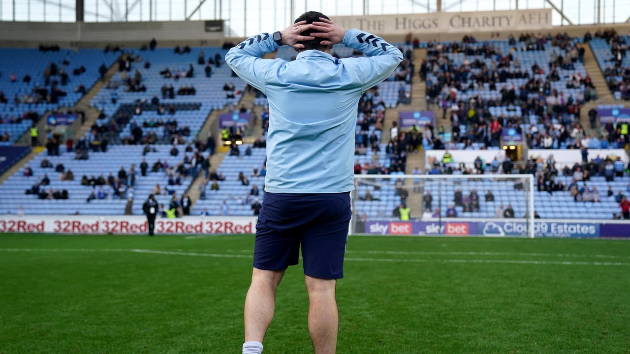 A cerut-o de soție înainte de Cupa Mondială, dar surpriza i-a fost ruinată de un agent de securitate | FOTO