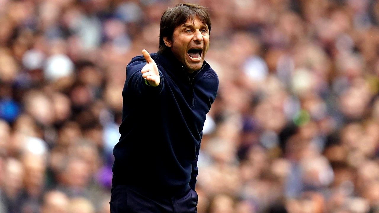 Antonio Conte rămâne la Napoli. Ce jucător de clasă va primi din partea conducerii