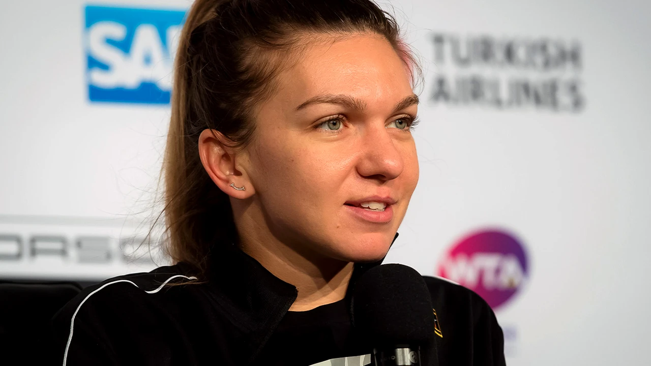 Băutură secretă pentru Simona Halep. Care este adevărul despre sticluțele golite de jucătoarea de tenis din România