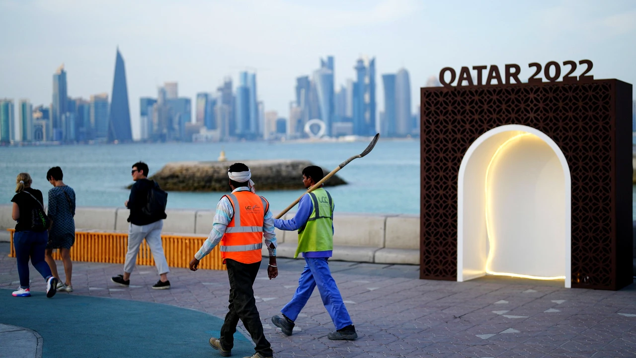 FOTO. Pe ce plătesc 200 de lire sterline spectatorii cazați la corturile din Qatar. Au apărut imaginile cu micul dejun oferit de organizatori