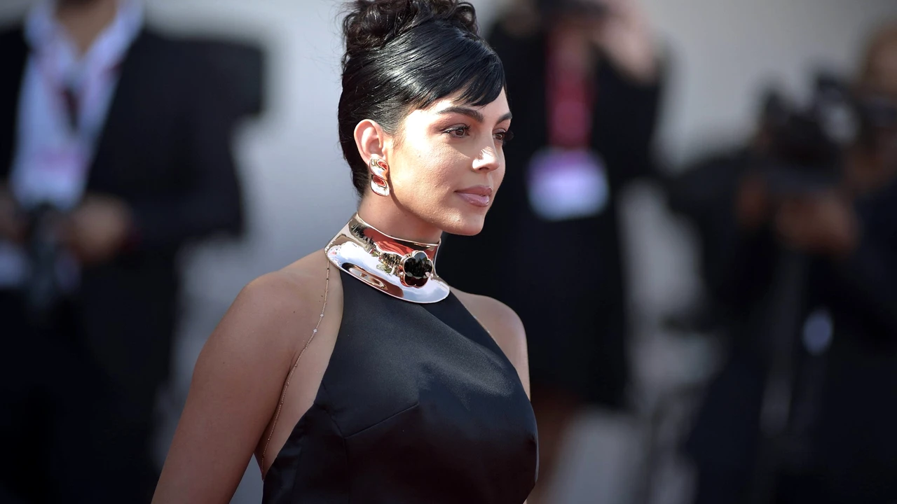 Georgina l-a eclipsat din nou pe Cristiano Ronaldo. Ținută uimitoare a fotomodelului care i-a cucerit pe toți bărbații | FOTO