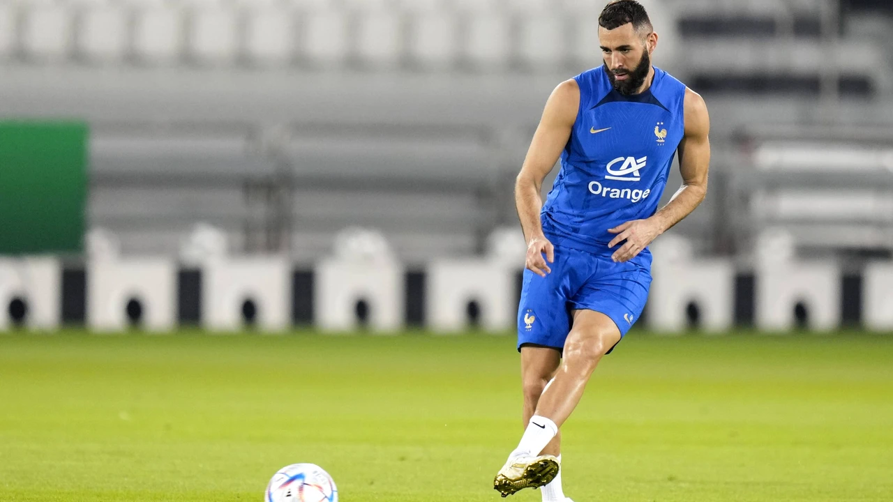 Franța se pregătește să detoneze bomba la Mondial. Karim Benzema ar putea apărea în cantonamentul „cocoșilor”