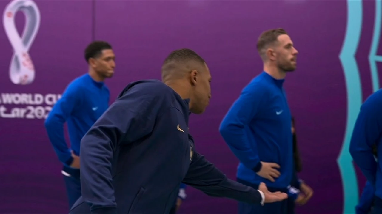 VIDEO Cum i-au dat „ignore” lui Kylian Mbappe jucătorii naționalei Angliei. Imaginile fac înconjurul lumii