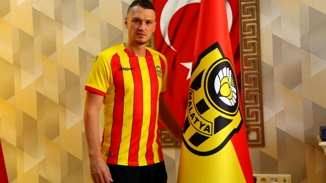 A sărit de la balcon în momentul cutremurului din Turcia. Fotbalistul de la Malatyaspor a suferit răni importante