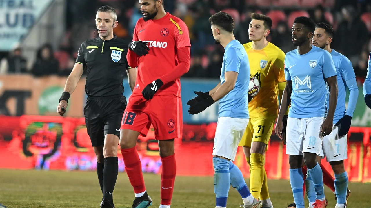 Încep problemele pentru Radu Petrescu. Arbitrul a fost chestionat de Alexandru Deaconu