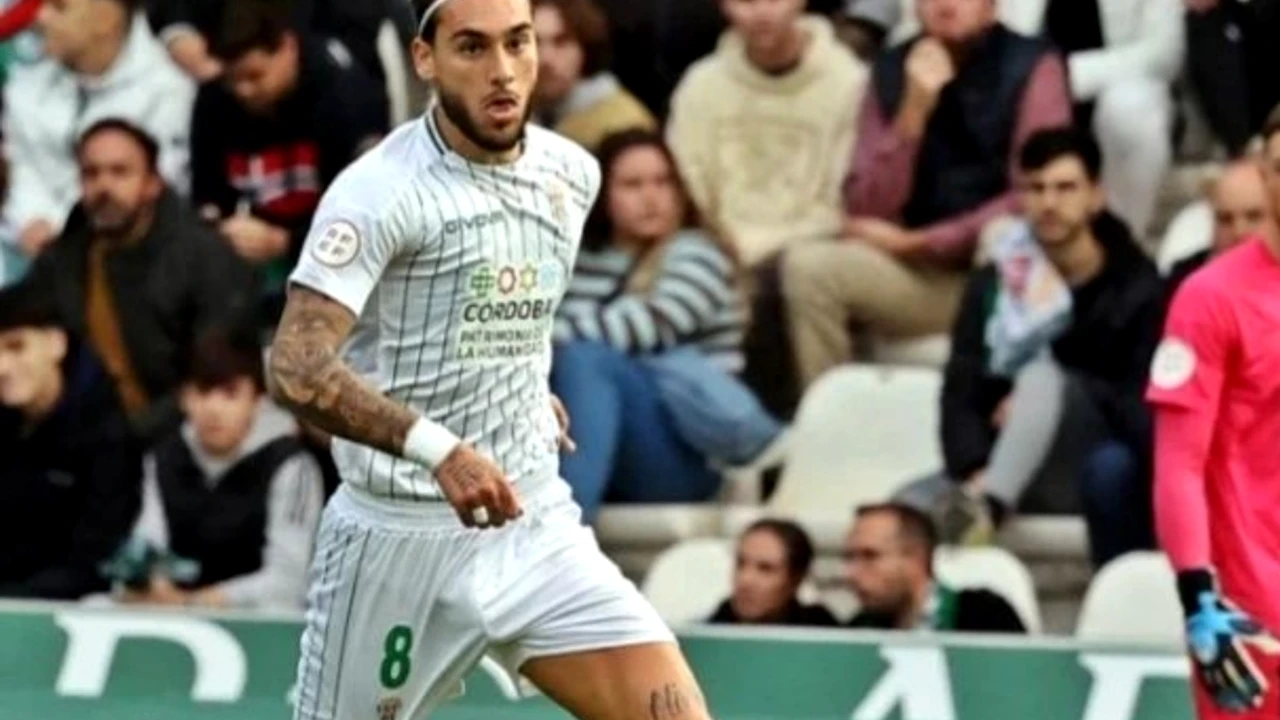 Imagini incredibile în Spania. Un fotbalist și-a revenit după ce a făcut stop cardiac și a cerut să intre din nou pe teren