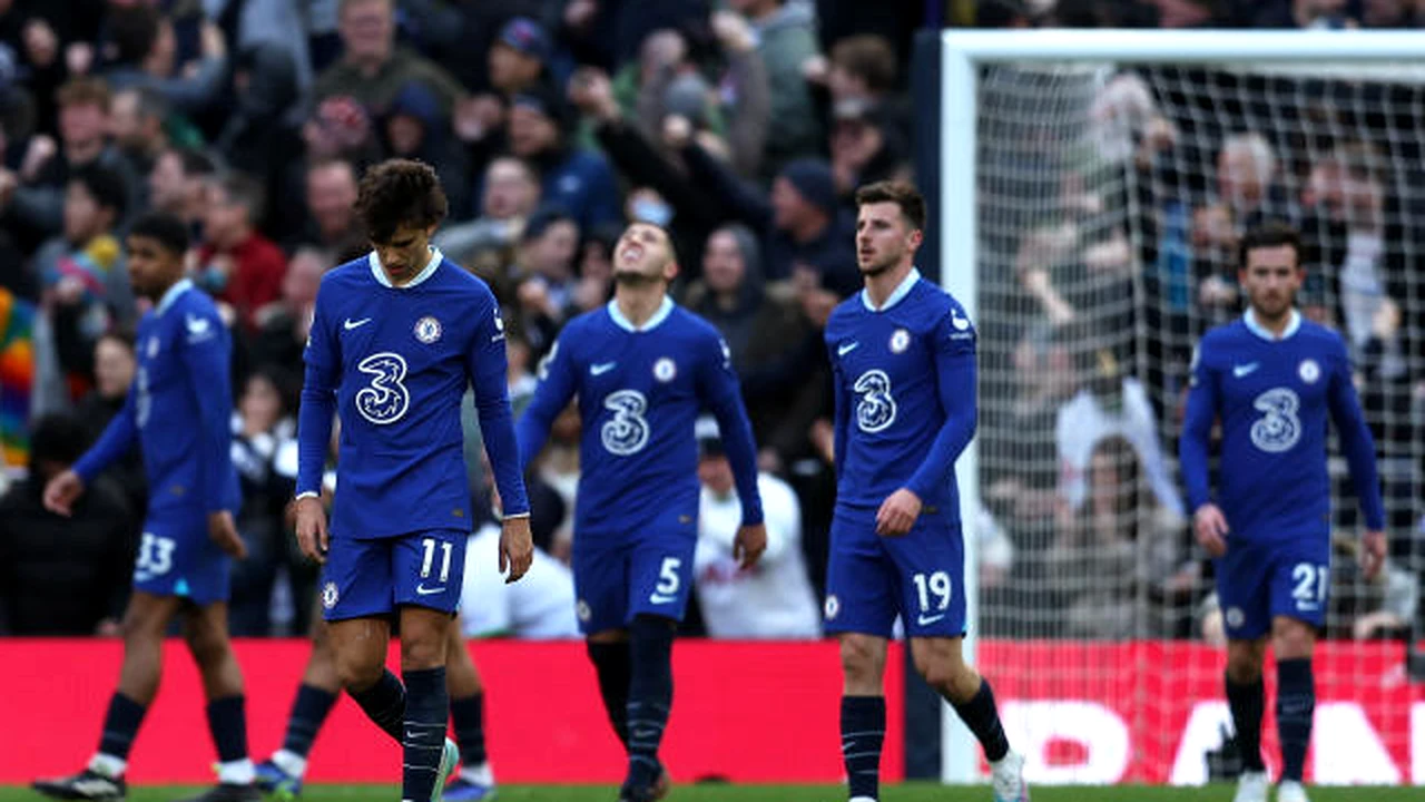 Ar lăsa mască pe toată lumea. La cine se gândesc miliardarii lui Chelsea pentru banca echipei