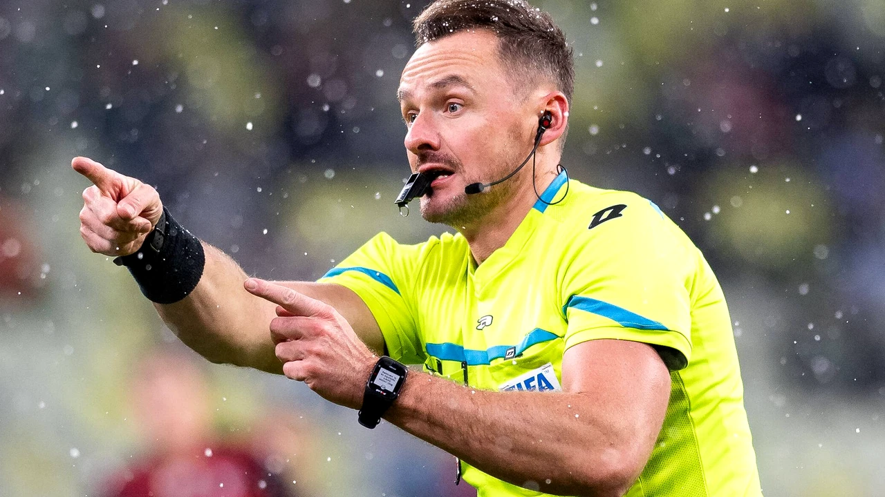 E povestea anului în fotbal. Au vrut să aducă arbitri din Polonia la derby-ul AEK – Aris. Centralul, acuzat că s-a îmbâtat în avion și că s-a bătut cu pasagerii. Acum e dat dispărut