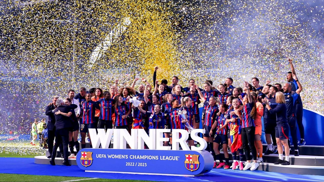 Barcelona a câștigat Liga Campionilor la fete după o super finală cu Wolfsburg: a întors de la 0-2 și a marcat 3 goluri în repriza a doua. Galerie foto