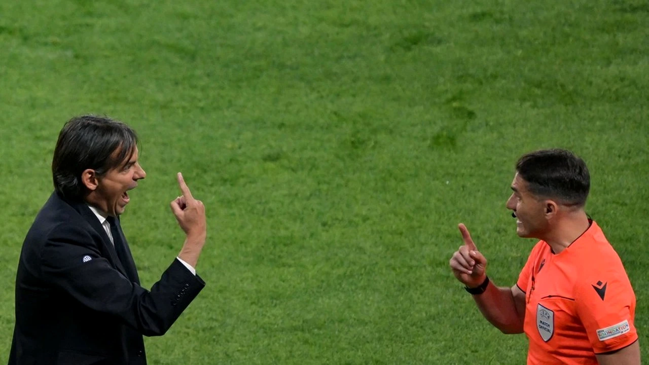 Simone Inzaghi, pus la punct de Istvan Kovacs în timpul Manchester City – Inter 1-0. Ce nu s-a văzut la TV. Foto
