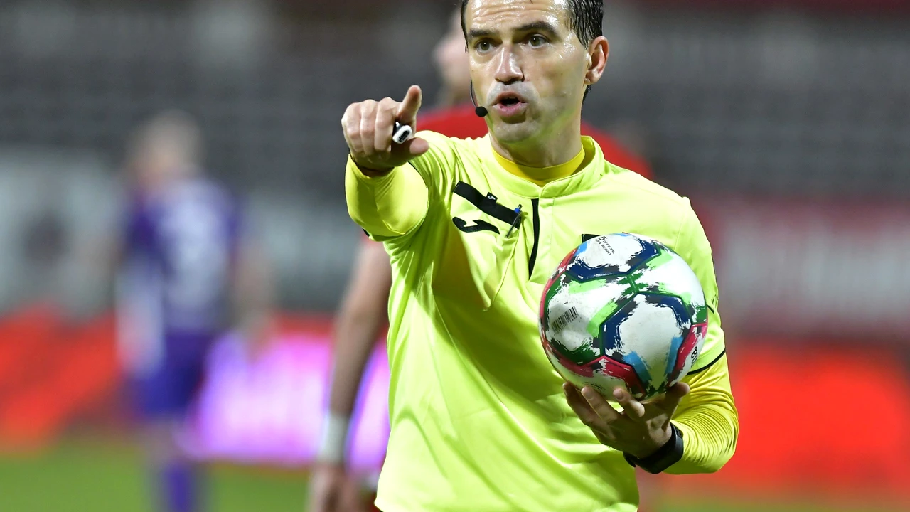 Ovidiu Hațegan a revenit la centru în Liga 1 după un an și 4 luni. Suferise un infarct în martie 2022