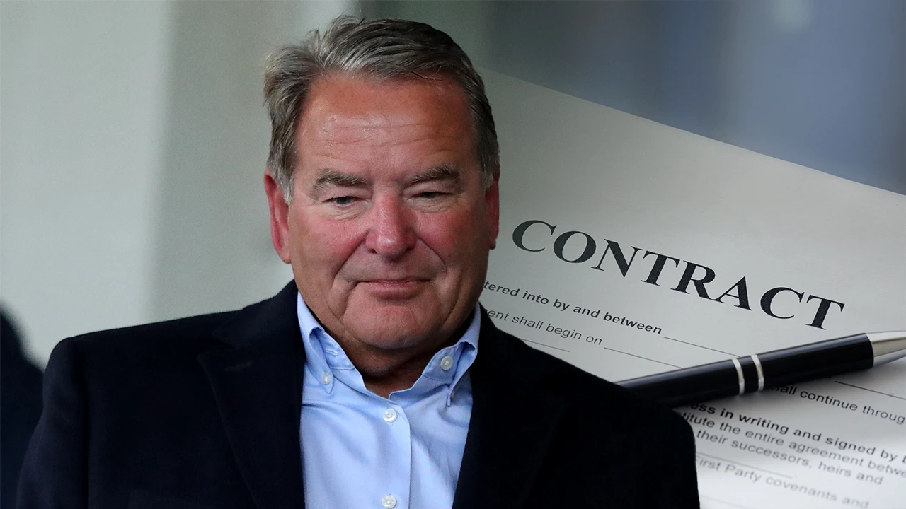 Comentatorul sportiv legendar dat afară după 30 de ani a rupt tăcerea. E aproape să semneze un contract