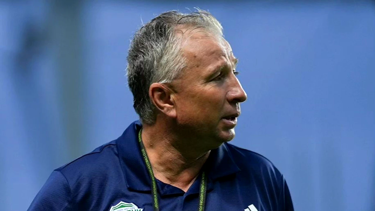 Dan Petrescu s-a plâns de arbitraj și după meciul de gală cu PSG. “Am avut penalty. A fost nedrept”