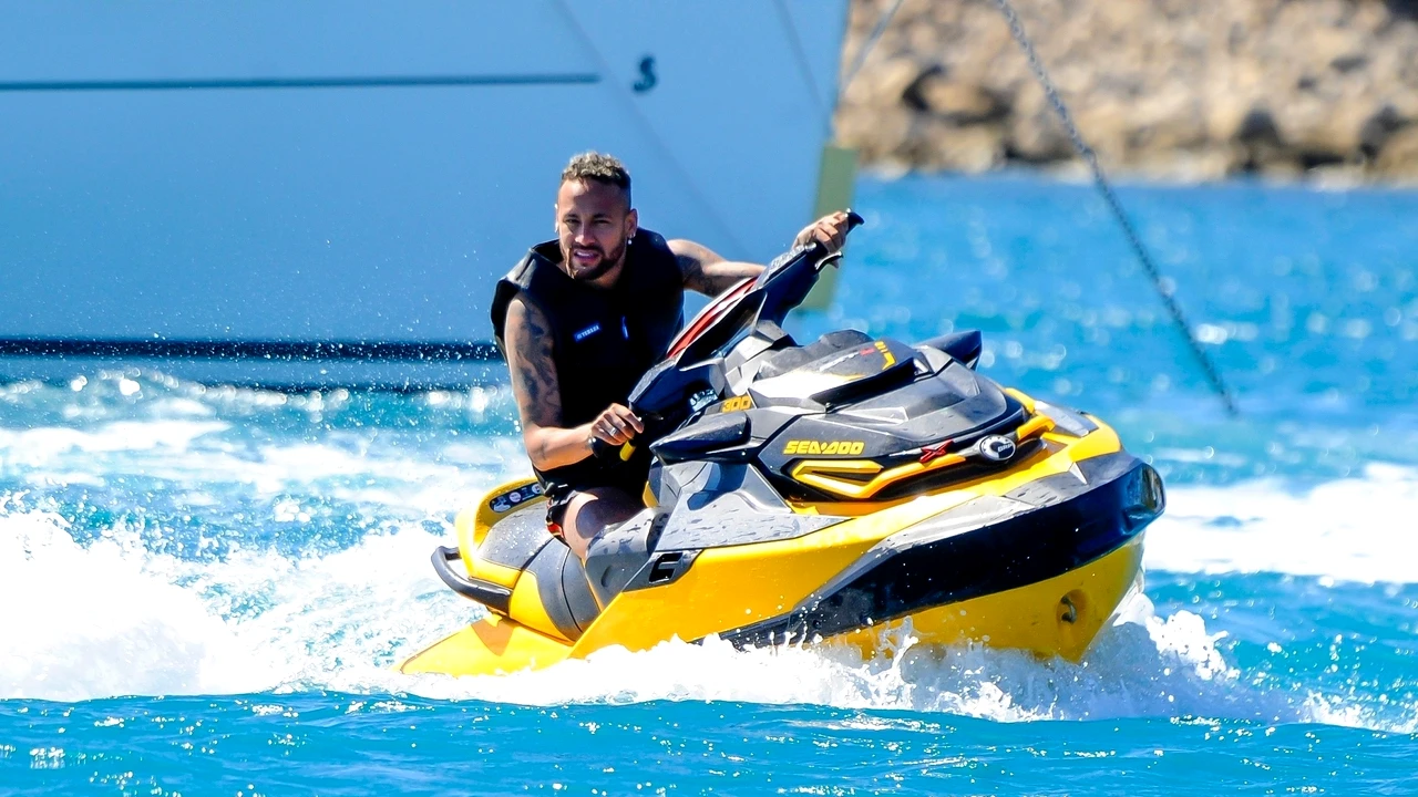 Suma impresionantă pe care Neymar o ia de la arabi pentru o postare pe rețelele sociale