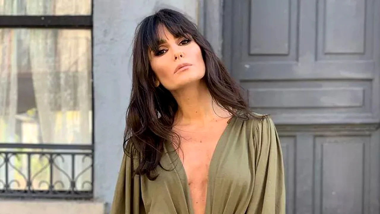 Dana Budeanu a renunțat la inhibiții: Imaginile sunt pe net și au mii de like-uri. În ce ținută a apărut la plajă „avocatul” lui David Popovici