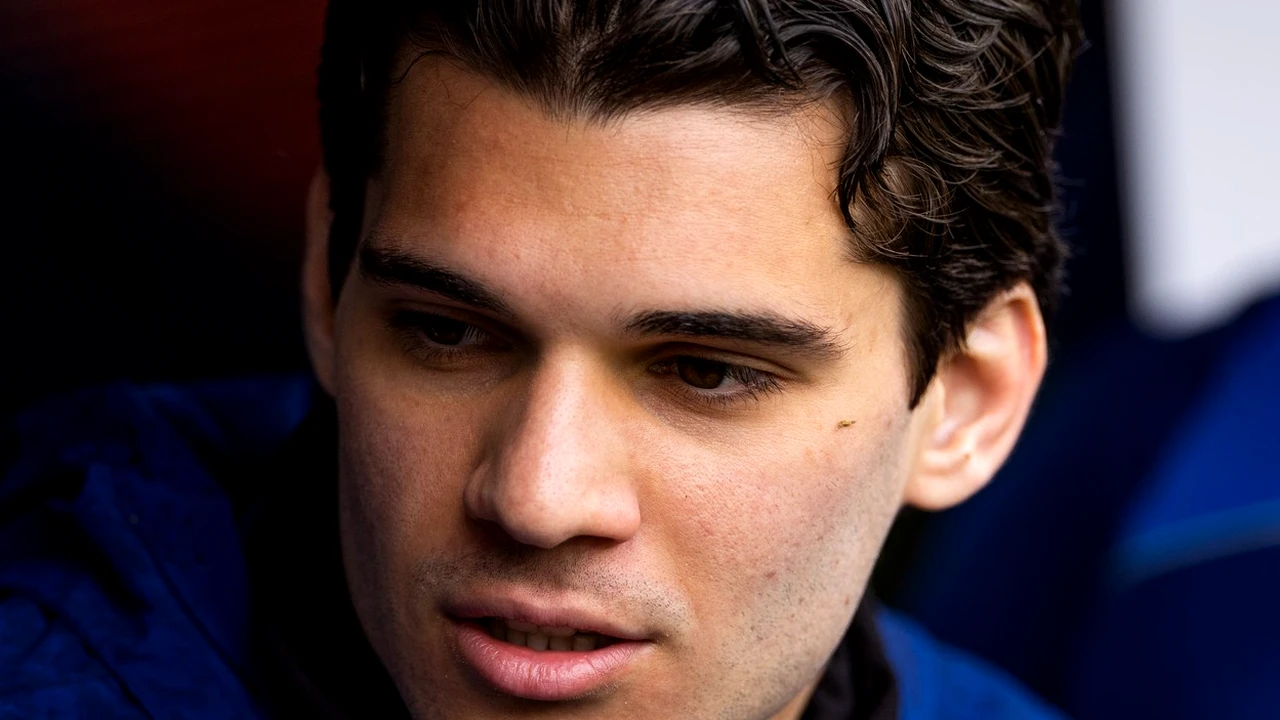 ”Bine ai venit, magicianule!”. Primele imagini cu Ianis Hagi la Alaves. Cum a fost primit și ce a declarat românul