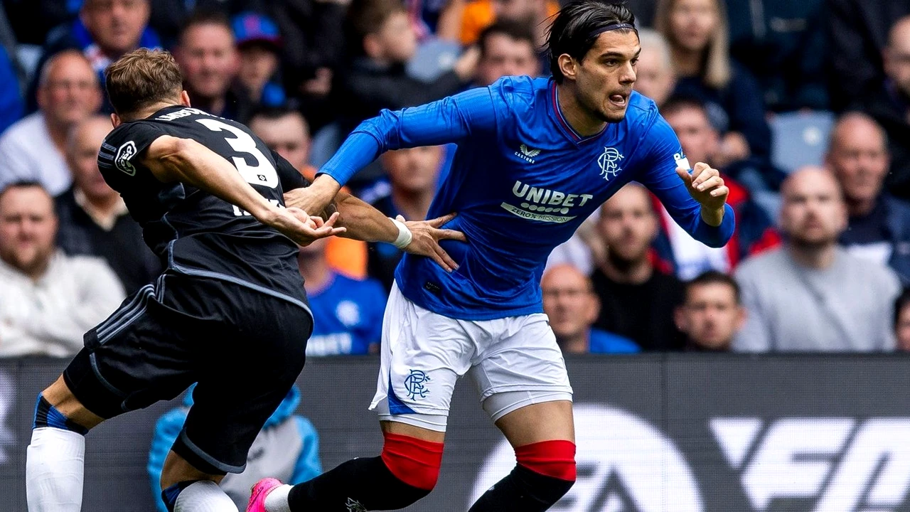 Plecarea lui Ianis e doar o chestiune de timp. Lăsat iar în afara lotului de Rangers, n-a mai zburat la Tel Aviv