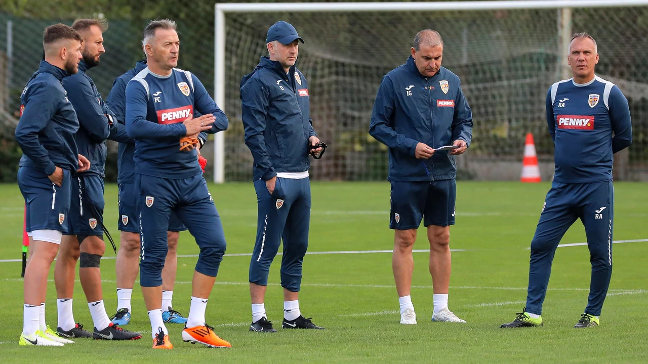 “Am stat cu Edi până la ora 23:00”. Ce se întâmplă la naționala României. Schimbare majoră făcută înaintea meciului cu Israel