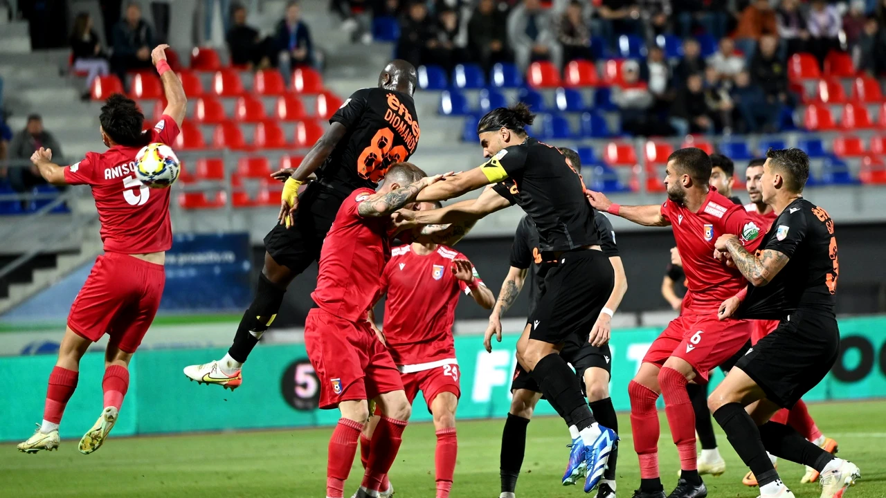 Chindia – Petrolul 0-2, LIVE pe playsport.ro. „Lupii galbeni”, la un pas de sferturile Cupei României. Gazdele au avut două bare