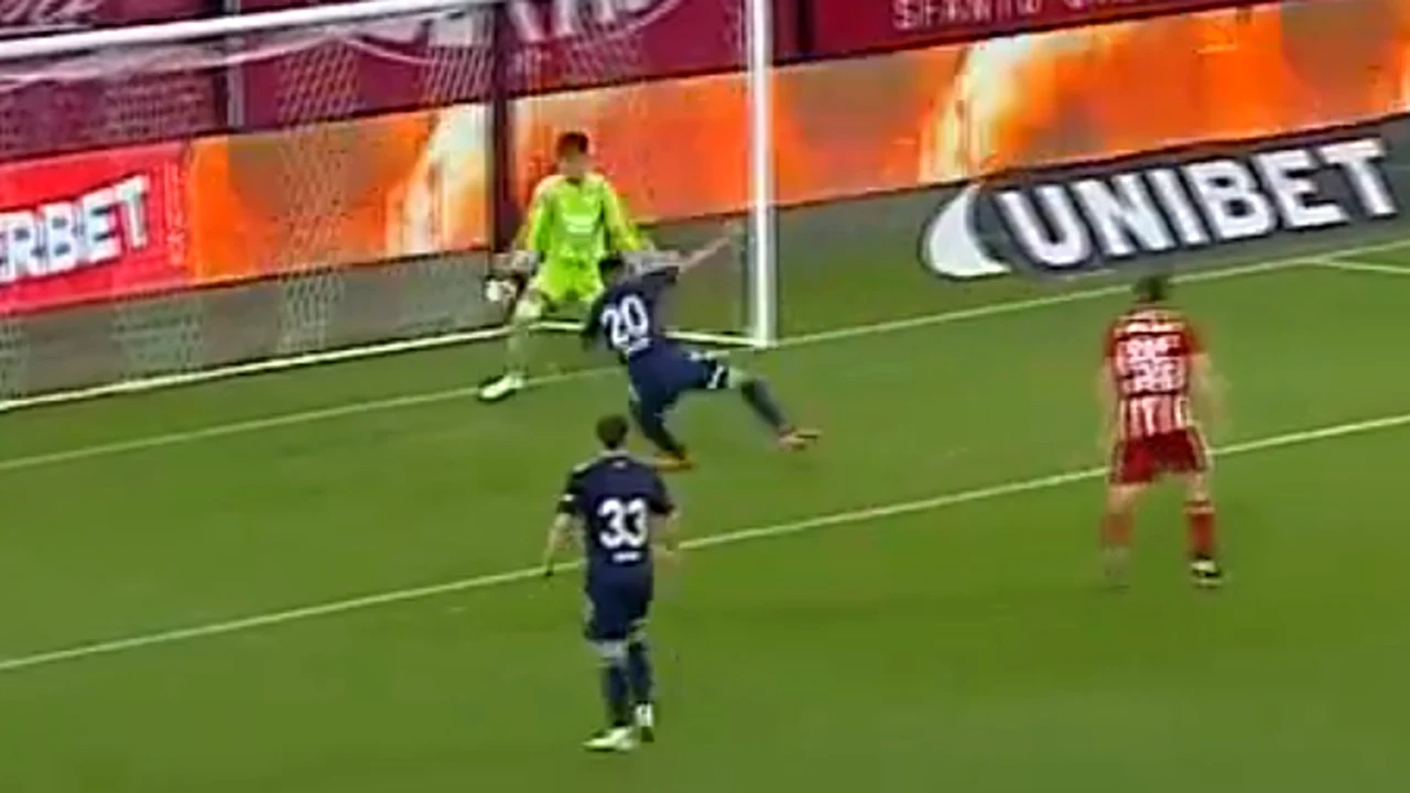 Cum ai reușit, asta, Benzar? Cel mai ciudat autogol al anului în Superliga. Video