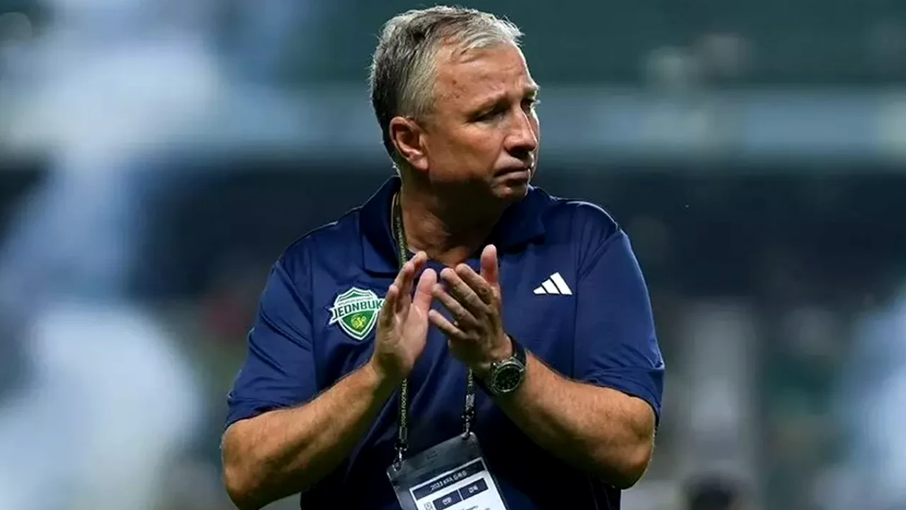 Dan Petrescu, la un pas de calificare în Liga Campionilor Asiei. Jeonbuk a făcut show în ultimul meci