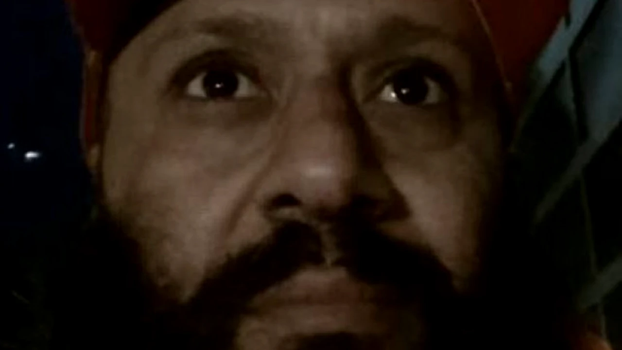 Incredibil! Apar noi detalii despre teroristul tunisian din Bruxelles. Avea pașaport românesc. Ce sumă plătise pentru el și cum arăta