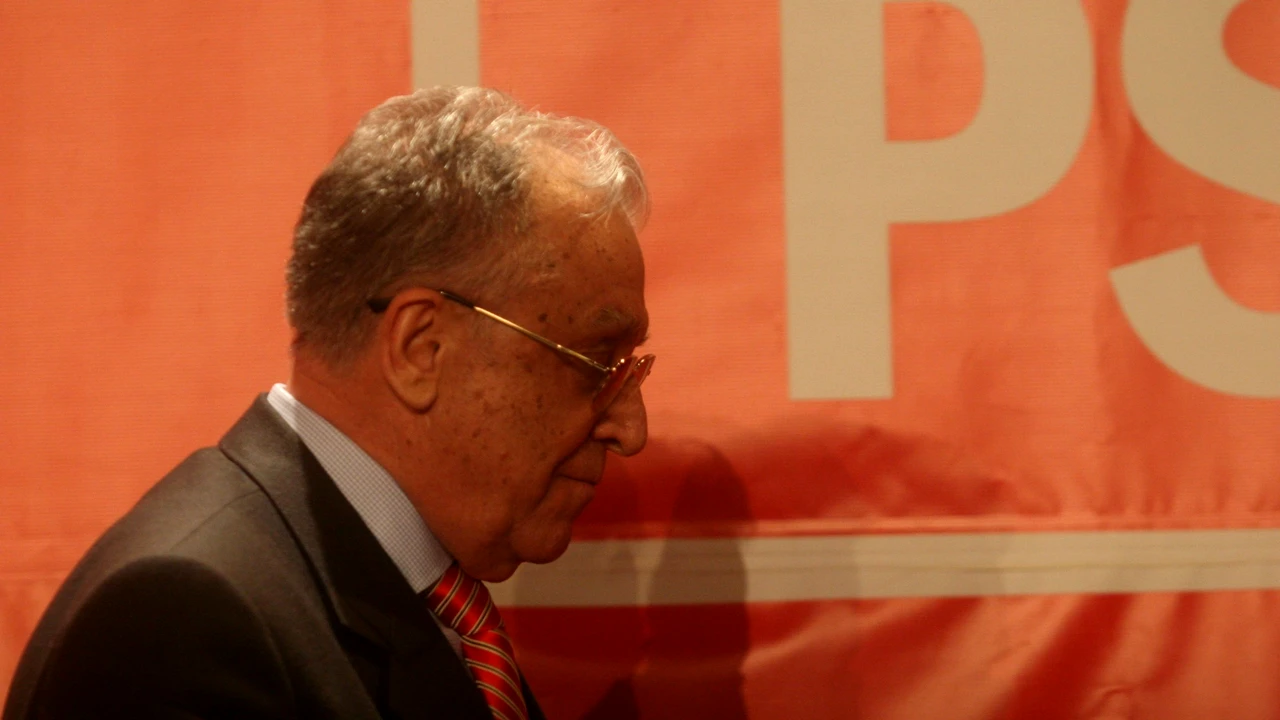 Cum a ajuns Ion Iliescu să fie mare fan al Rapidului. A dezvăluit totul