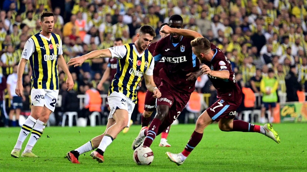 21 de victorii consecutive, apoi dezastru. Fenerbahce a pierdut acasă cu Trabzon după un meci ieșit din comun. Video
