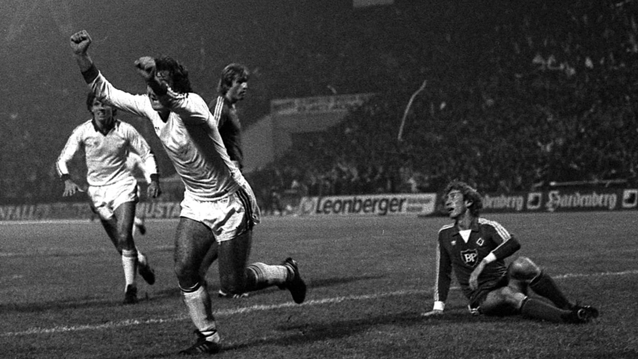 “Ceva incredibil. ”Amintiri fabuloase despre meciul istoric dintre Dinamo – Hamburg. “Câinii roșii” s-au calificat pentru prima dată în semifinalele Ligii Campionilor. Exclusiv