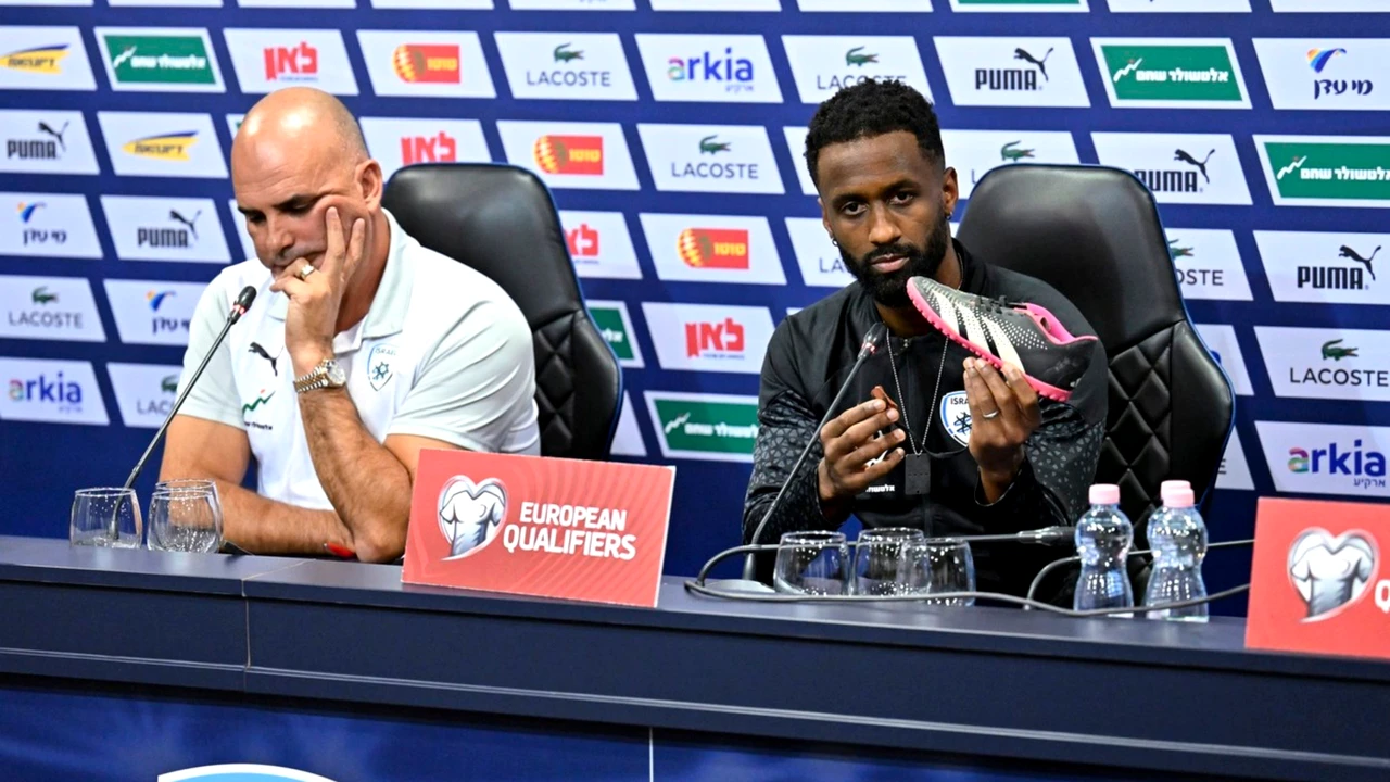 Imagini cutremurătoare la conferința de presă a Israelului. “Acest pantof i-a aparținut unui copil de 8 ani. E tot ce a mai rămas din casa lui”