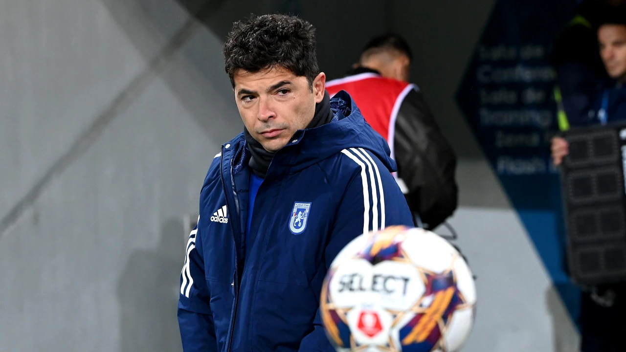 Antrenorul lui FCU Craiova a recunoscut gafele pe care le-a făcut la meciul cu Rapid: „Am avut un scurt dialog!”. Exclusiv