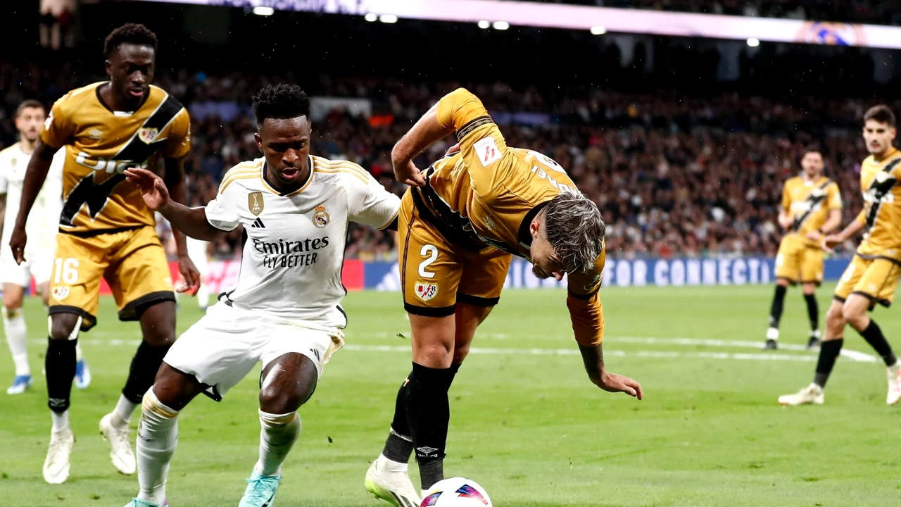 Nimic nu-l mai scoate din echipă pe Rațiu! Meci senzațional pentru român în fața lui Real Madrid. L-a făcut invizibil pe Vinicius