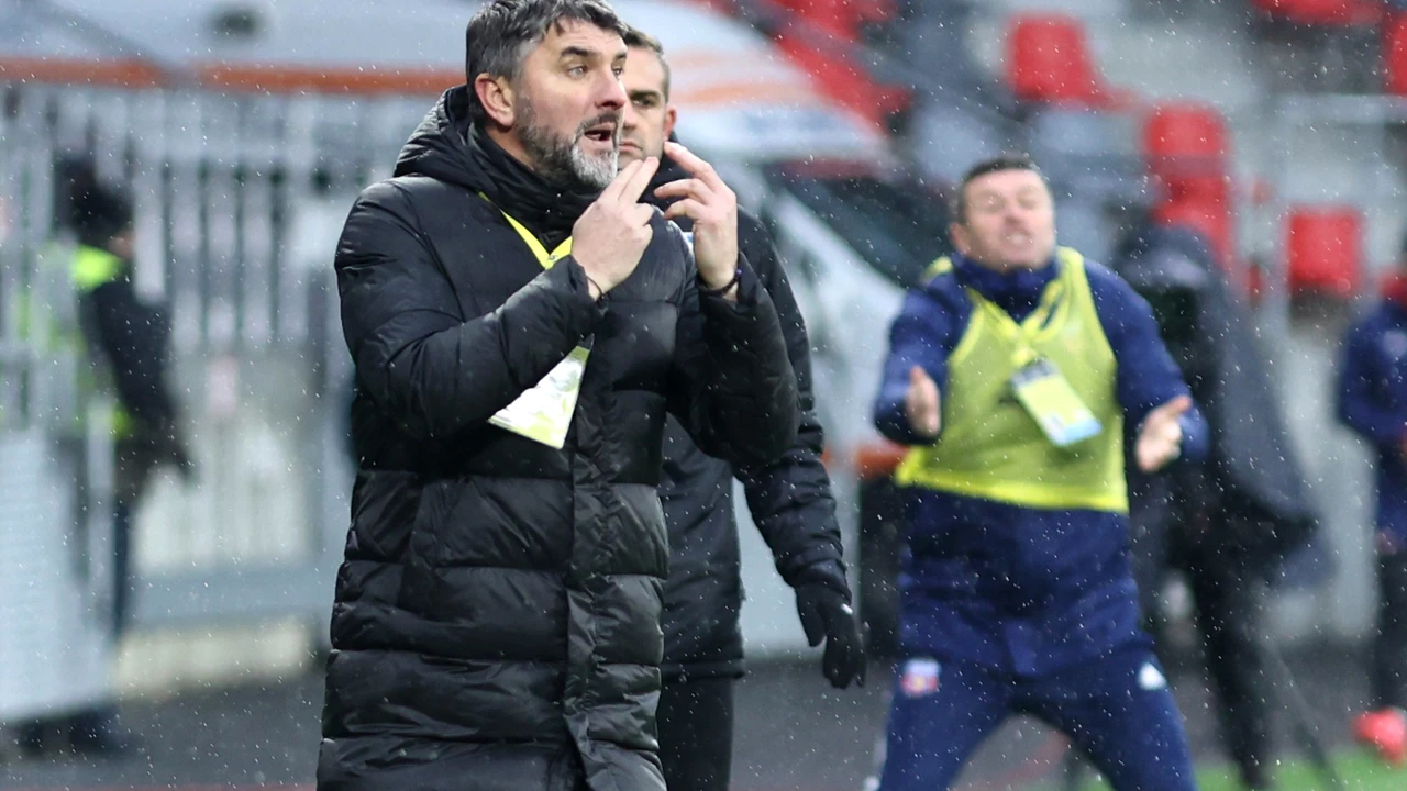 Adi Mihalcea a răbufnit după eșecul cu Oțelul: „Rușinos! O să-i mut ca la șah”