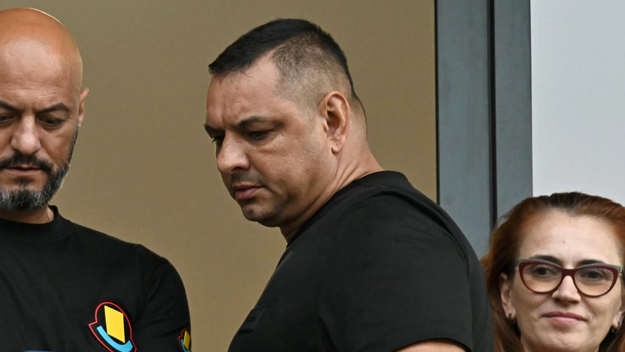 Ionel Ganea îi „mitraliază” pe jucătorii Rapidului după umilința cu Voluntari: „Tsoumou zici că-i de-o seamă cu mine!”