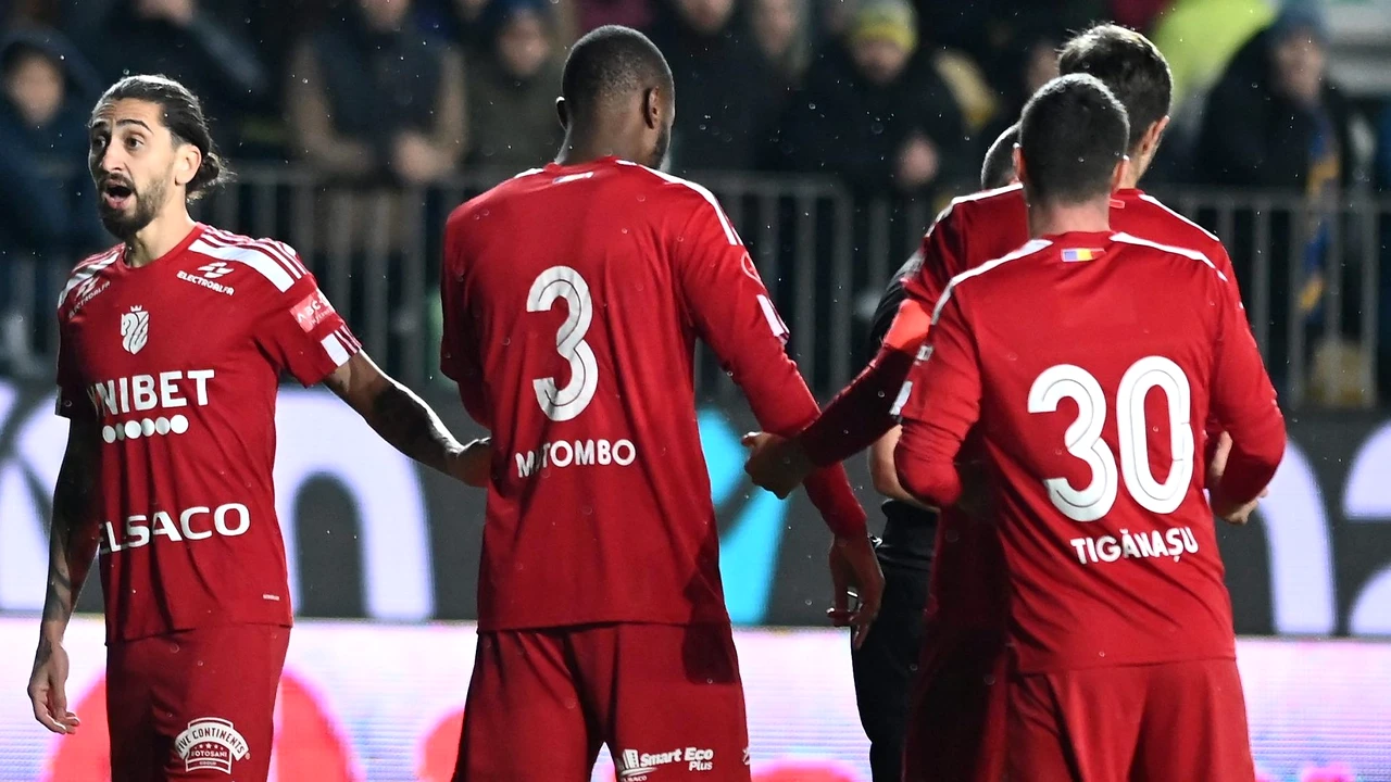 Dispariții misterioase din echipa Botoșaniului după meciul cu Dinamo! Florescu a venit la interviuri și a spus totul pe post