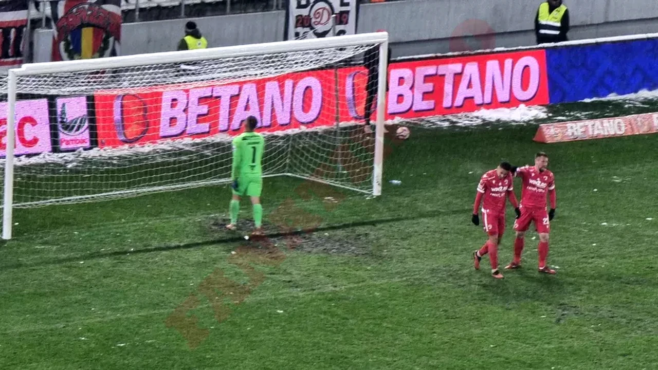 Dinamovistul Bena și-a înscris un autogol cum rar poți vedea. Reacția de „milioane” a comentatorului Bogdan Cosmescu. Video